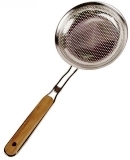 COLADOR ALAMBRE MANGO MADERA 18 CM